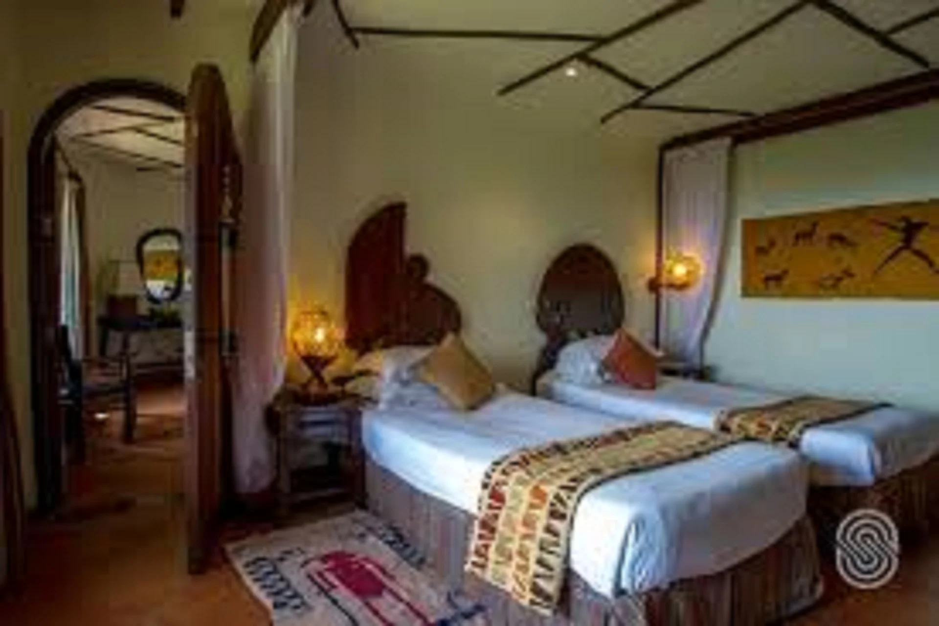 2 days Tanzania lodge luxury safari